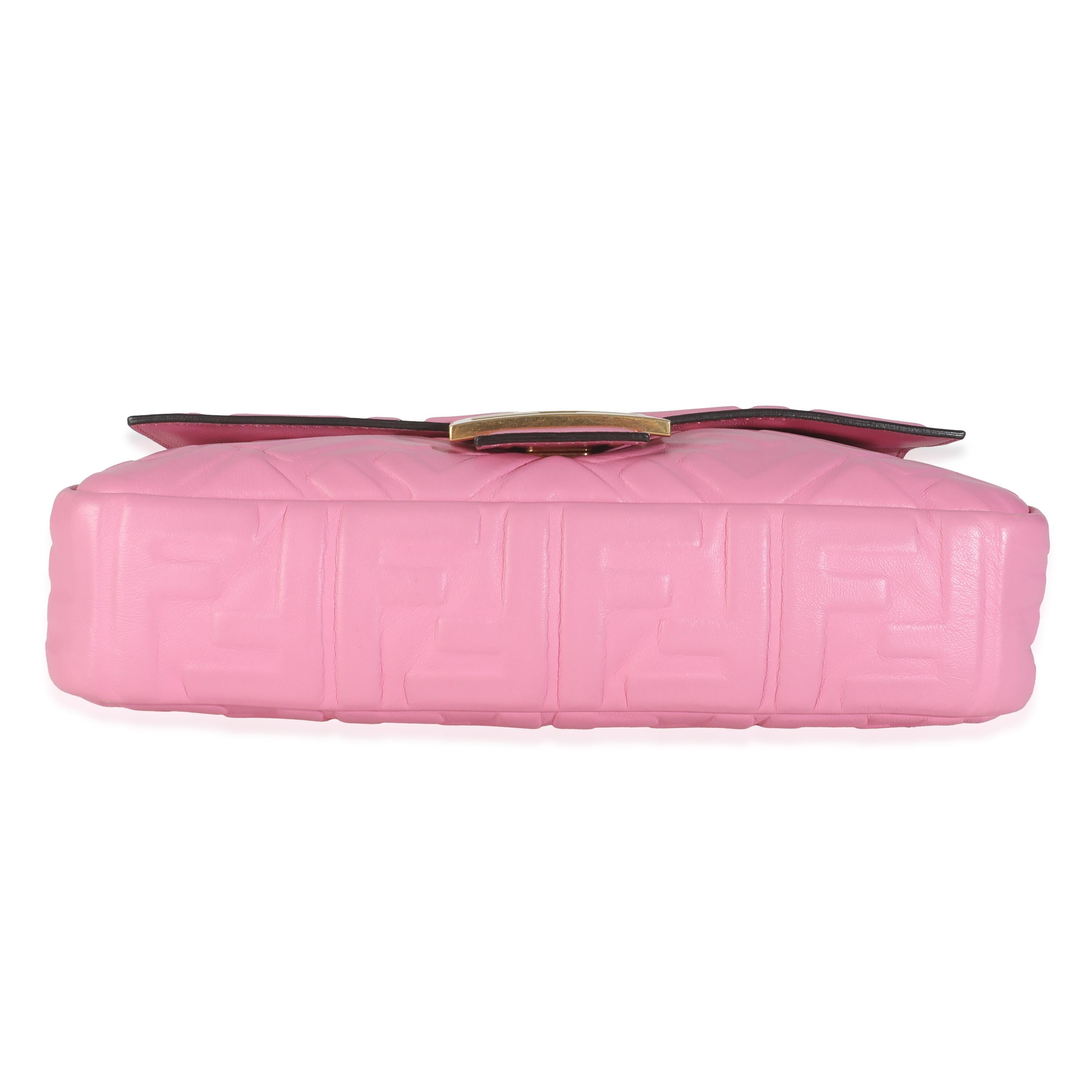De las mujeres Fendi Pink Nappa FF 1974 Embossed Baguette Bag en venta