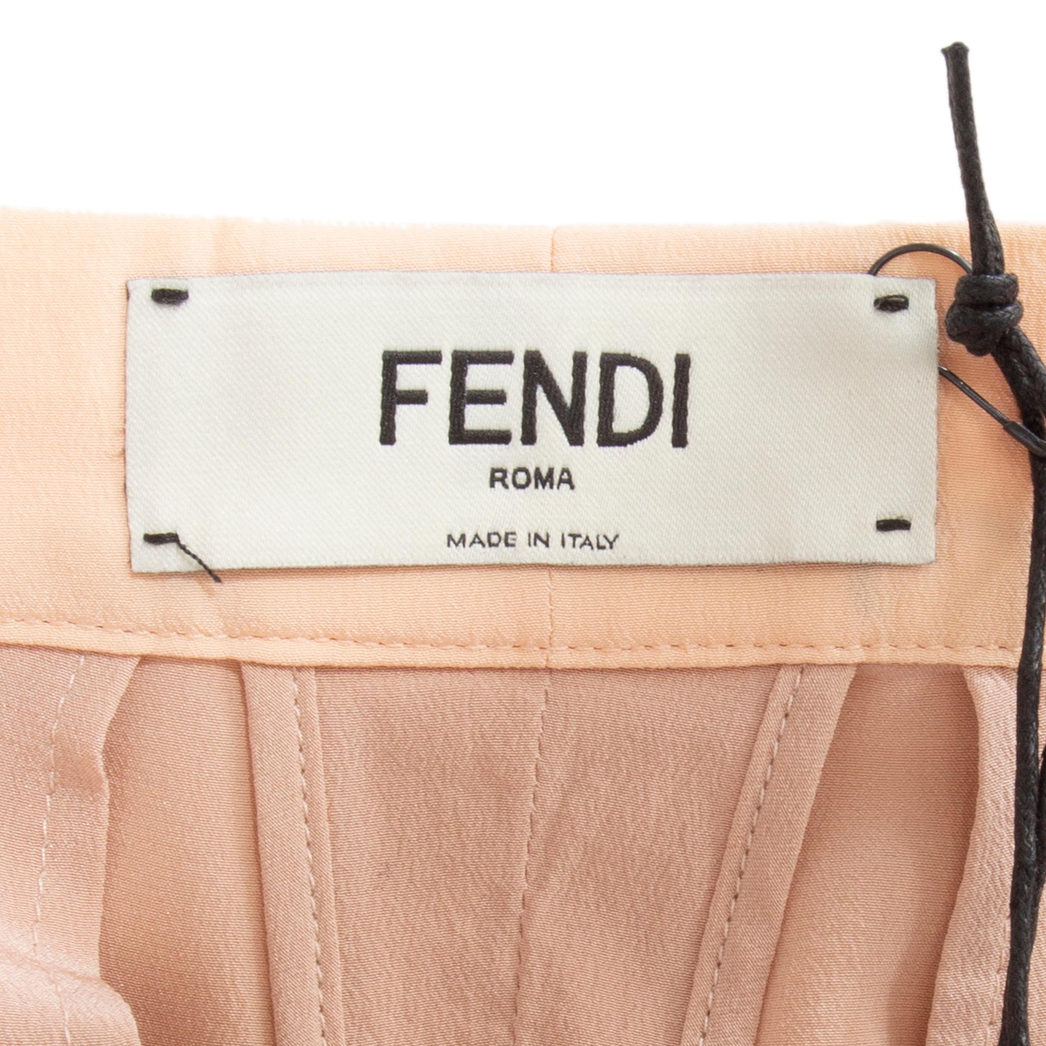 FENDI pink silk GATHERED HAREM Pants 42 M In Excellent Condition For Sale In Zürich, CH