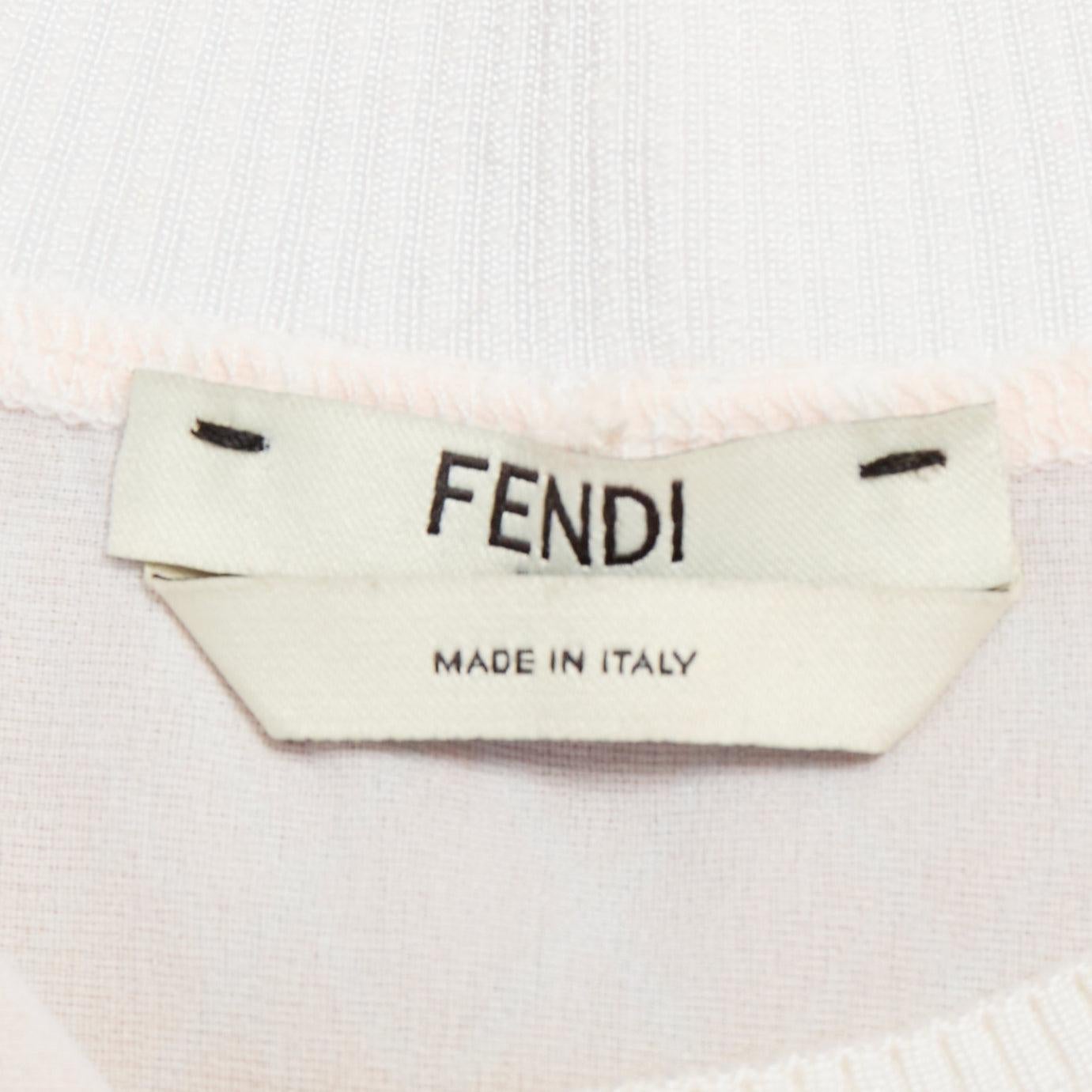 FENDI rosa sedoso nude FF monograma cuello redondo a cuadros rombos top manga corta en venta 3