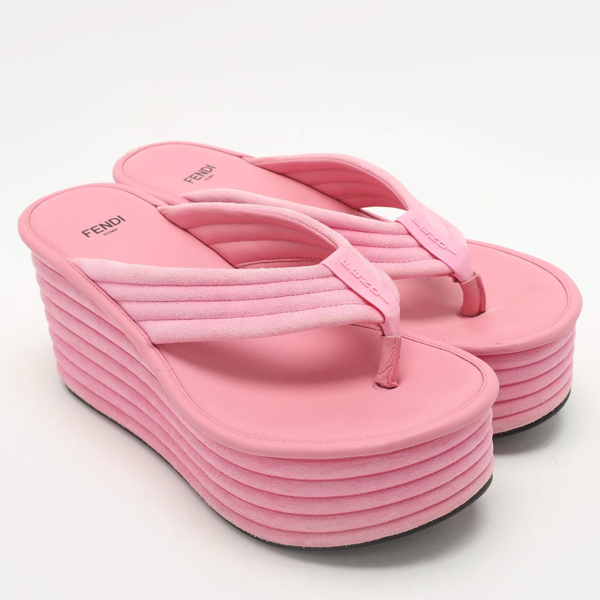 Women's Fendi Pink Suede Platform Thong Slide Sandals Size 38 For Sale