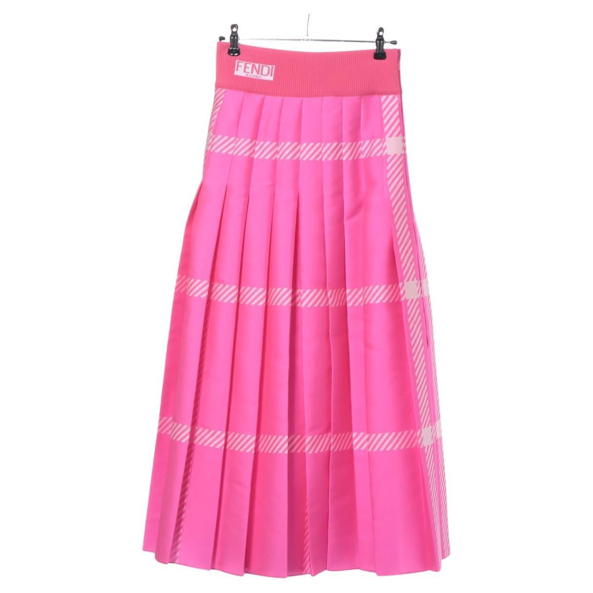 Fendi pink pleated skirt hotsell