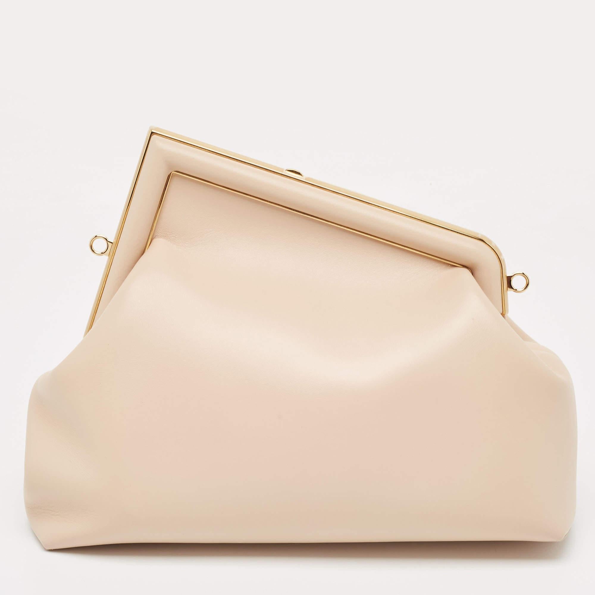 Fendi Poudre Leather Medium First Shoulder Bag For Sale 6