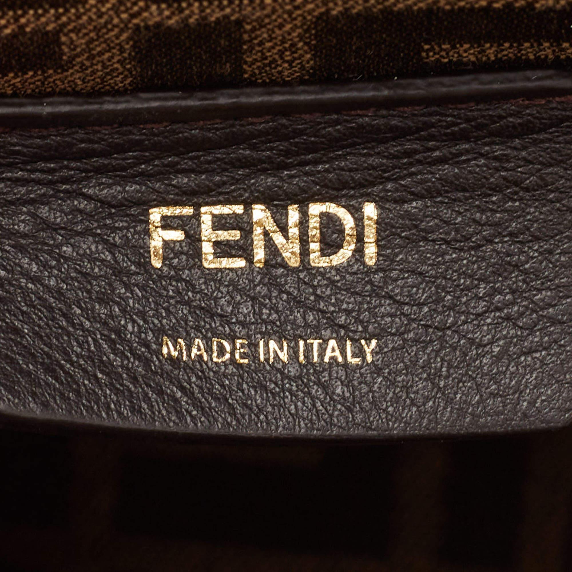 Fendi Poudre Leather Medium First Shoulder Bag For Sale 4