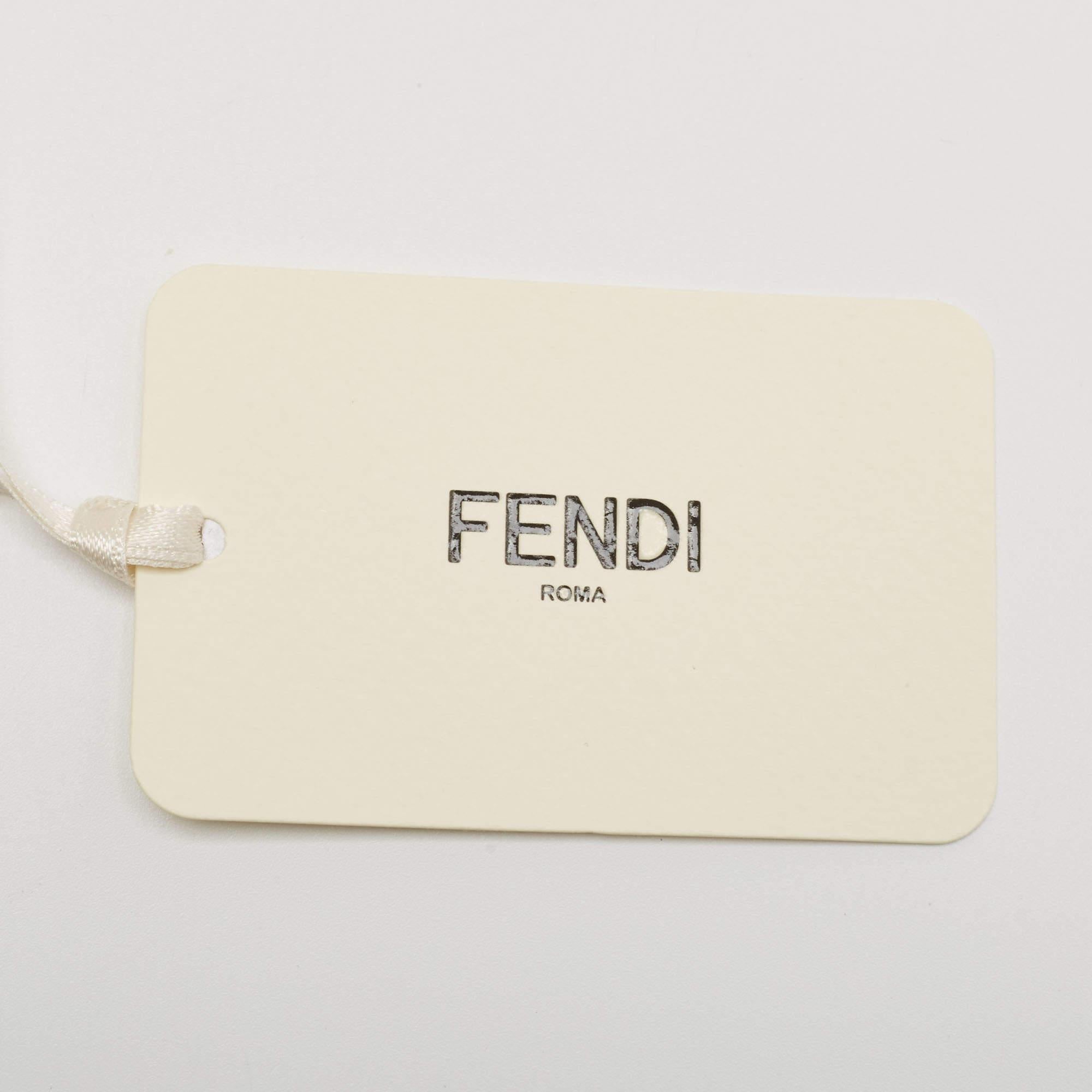 Fendi Poudre Leather Medium First Shoulder Bag For Sale 5