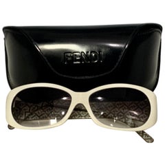 Fendi Pre Loved FS 303 105 130White Lunettes de soleil femme:: Made in Italy