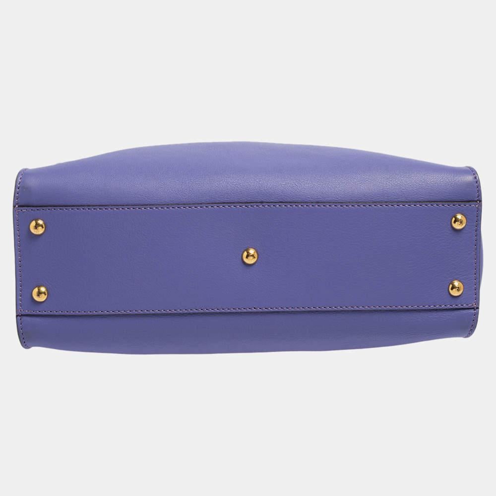 Fendi Purple Leather Medium Peekaboo Top Handle Bag In Good Condition For Sale In Dubai, Al Qouz 2