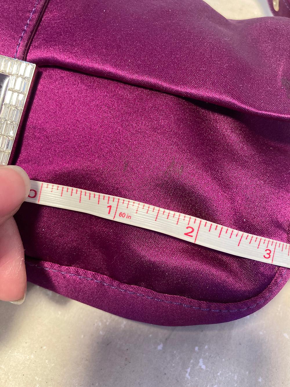 Baguette di seta viola Fendi 5