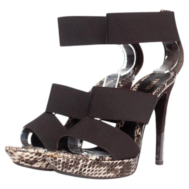 Fendi, Python sandal with elastic straps en venta