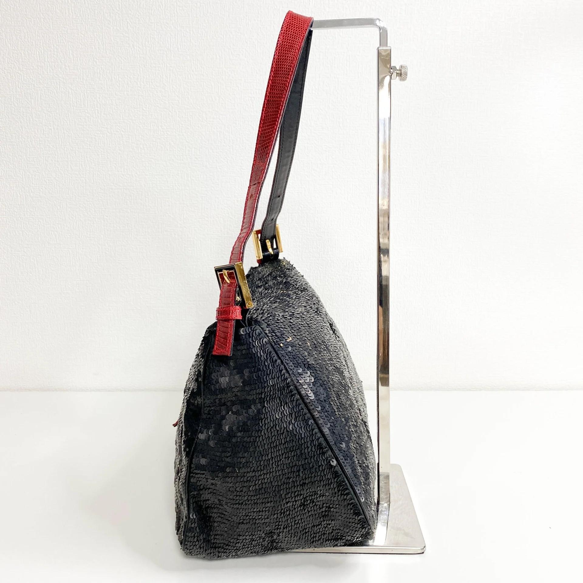 Fendi Python Sequin Mama Baguette Bag Small In Good Condition In Montreal, Quebec
