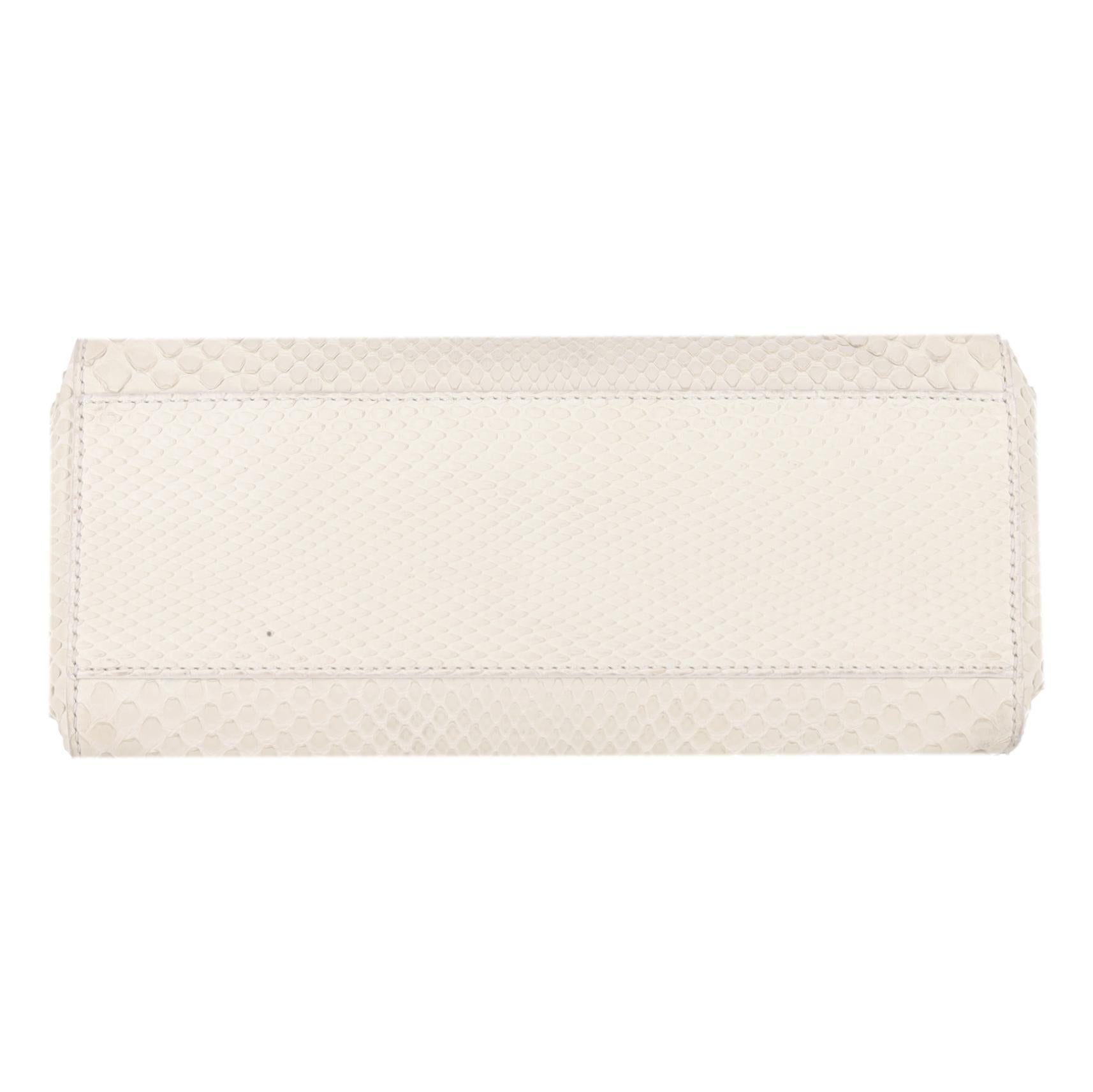 Donna Borsa Fendi in pelle di pitone Mini Peekaboo in vendita