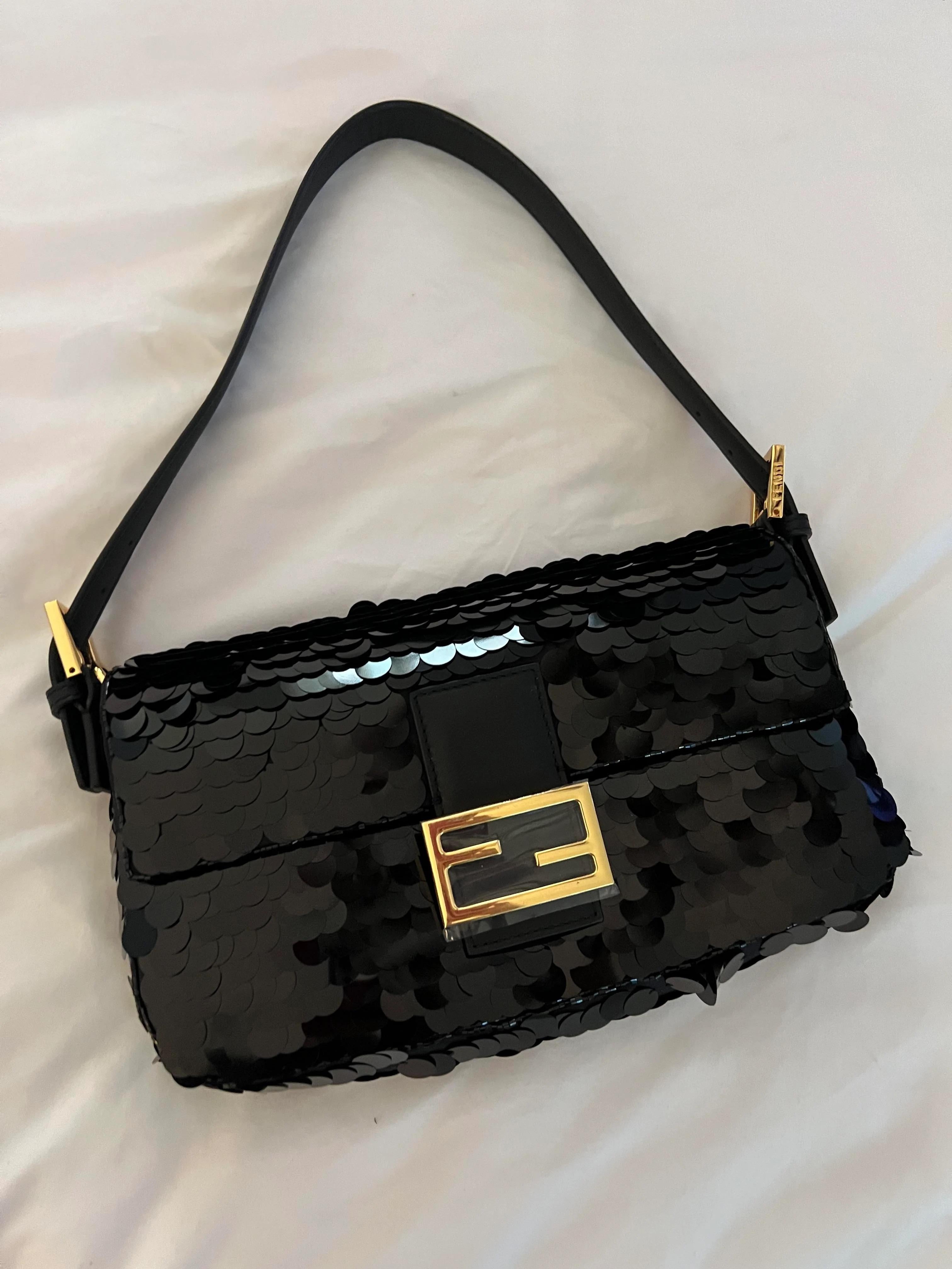 FENDI RARE black Sequin Classic baguette bag 1997 with Gold Hardware 3