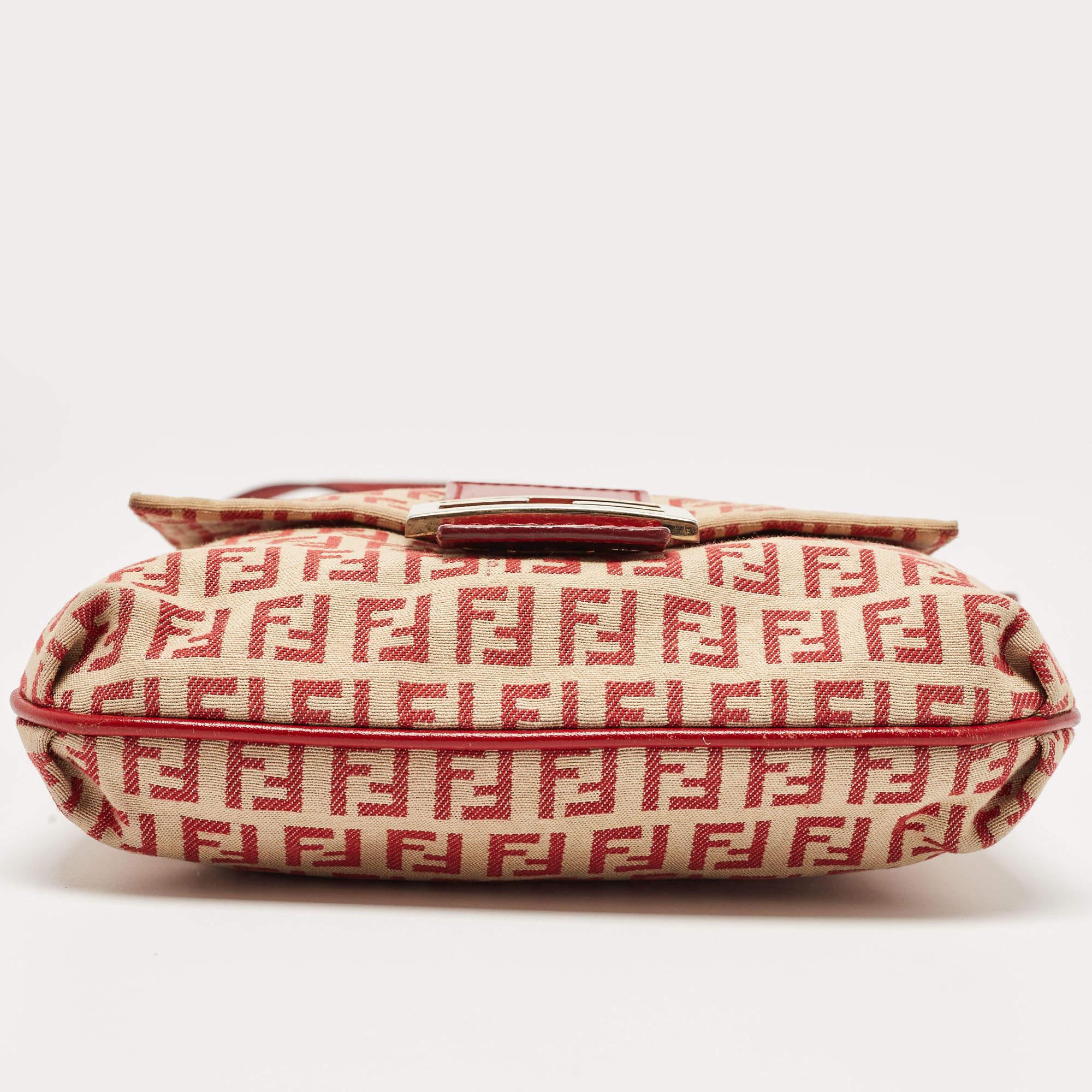 Fendi Red/Beige Zucchino Fabric and Leather Flap Messenger Bag For Sale 1