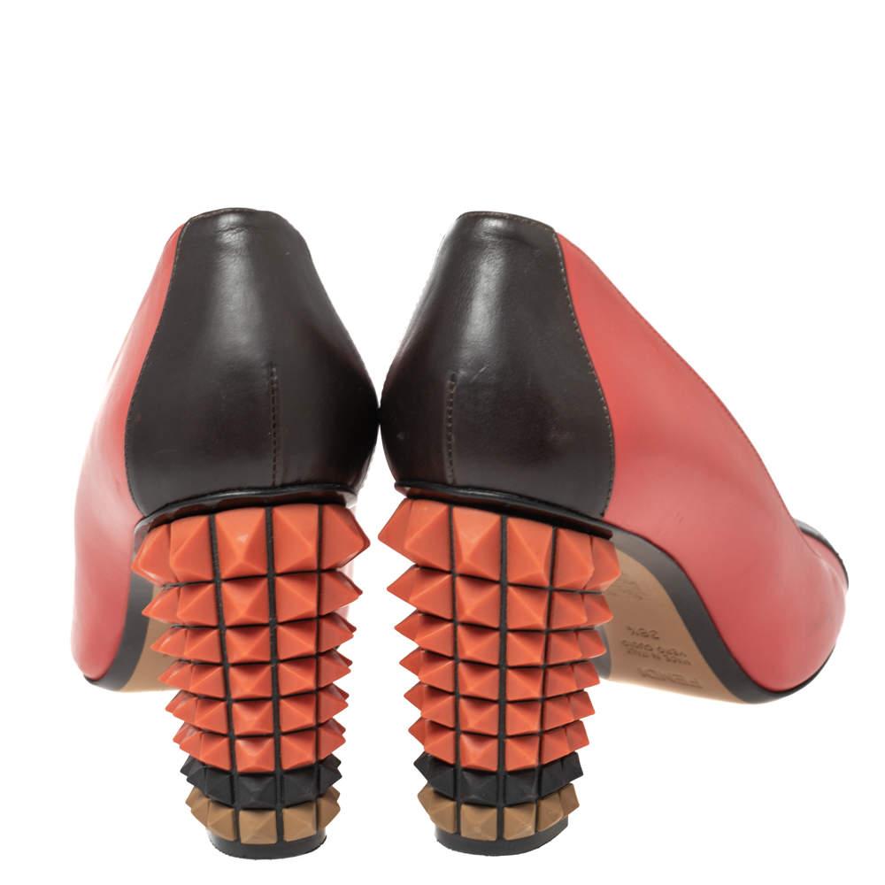 Women's Fendi Red/Black Leather Cap Toe Studded Block Heel Pumps Size 38.5