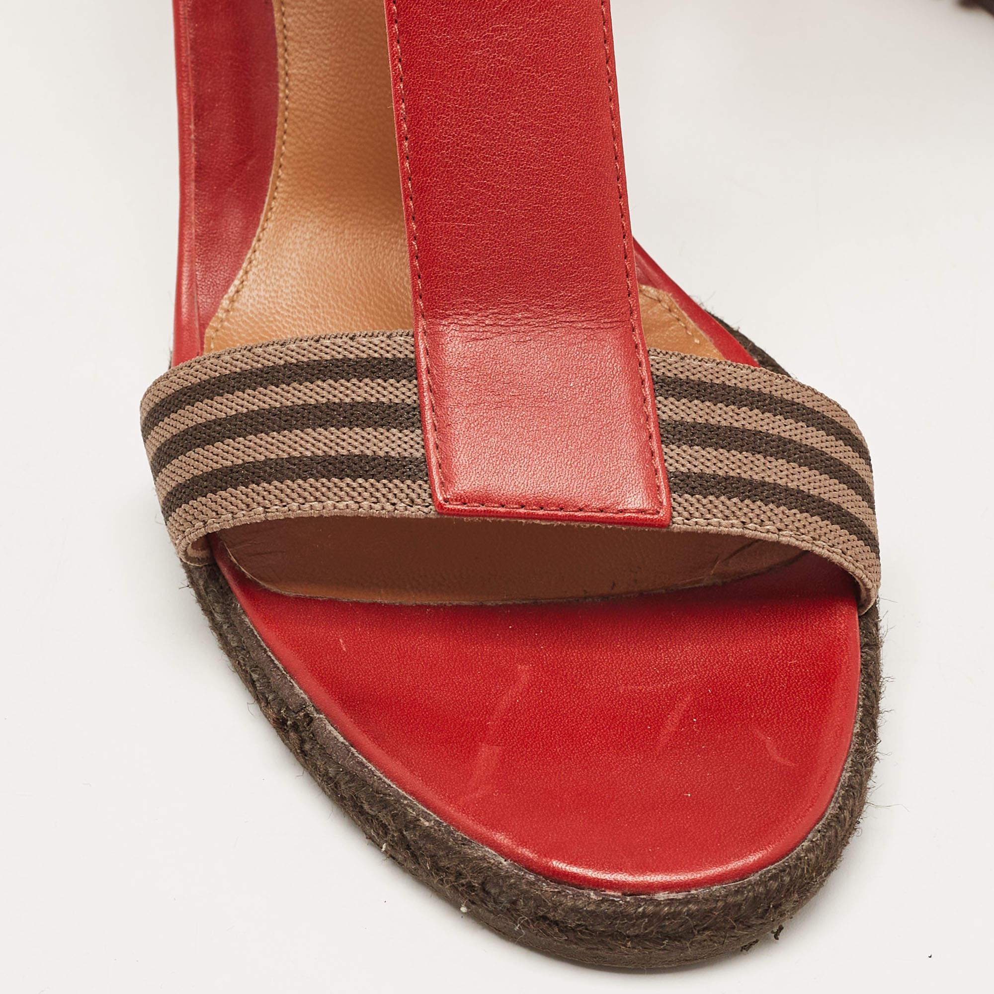 Fendi Red/Brown Leather and Elastic T-Strap Espadrille Wedge Sandals Size 39 For Sale 3