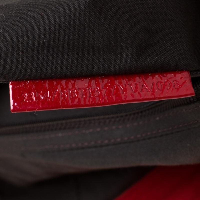 Fendi Red Crinkle Patent Leather Large Mamma Baguette Shoulder Bag 2