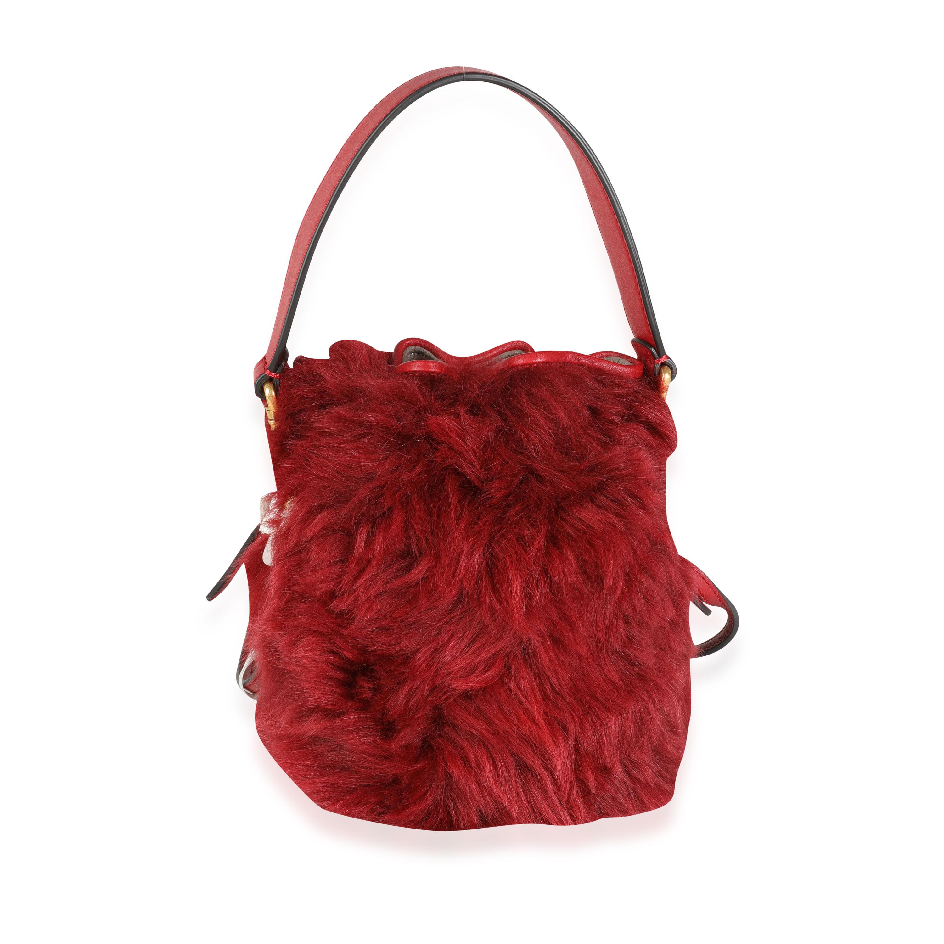 Fendi Red Lamb Fur & Calfskin Leather Mini Mon Trésor Bucket Bag In Excellent Condition For Sale In New York, NY