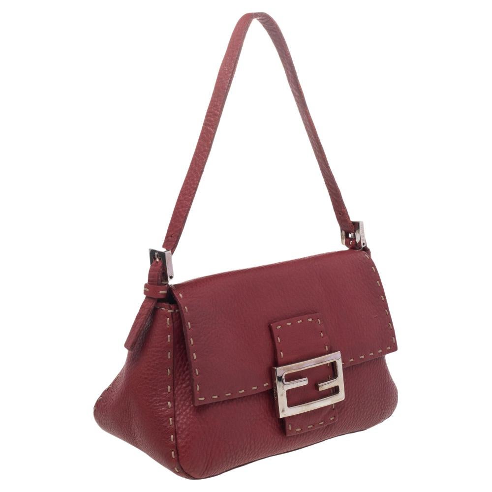 Fendi Red Leather Baguette Shoulder Bag In Good Condition In Dubai, Al Qouz 2