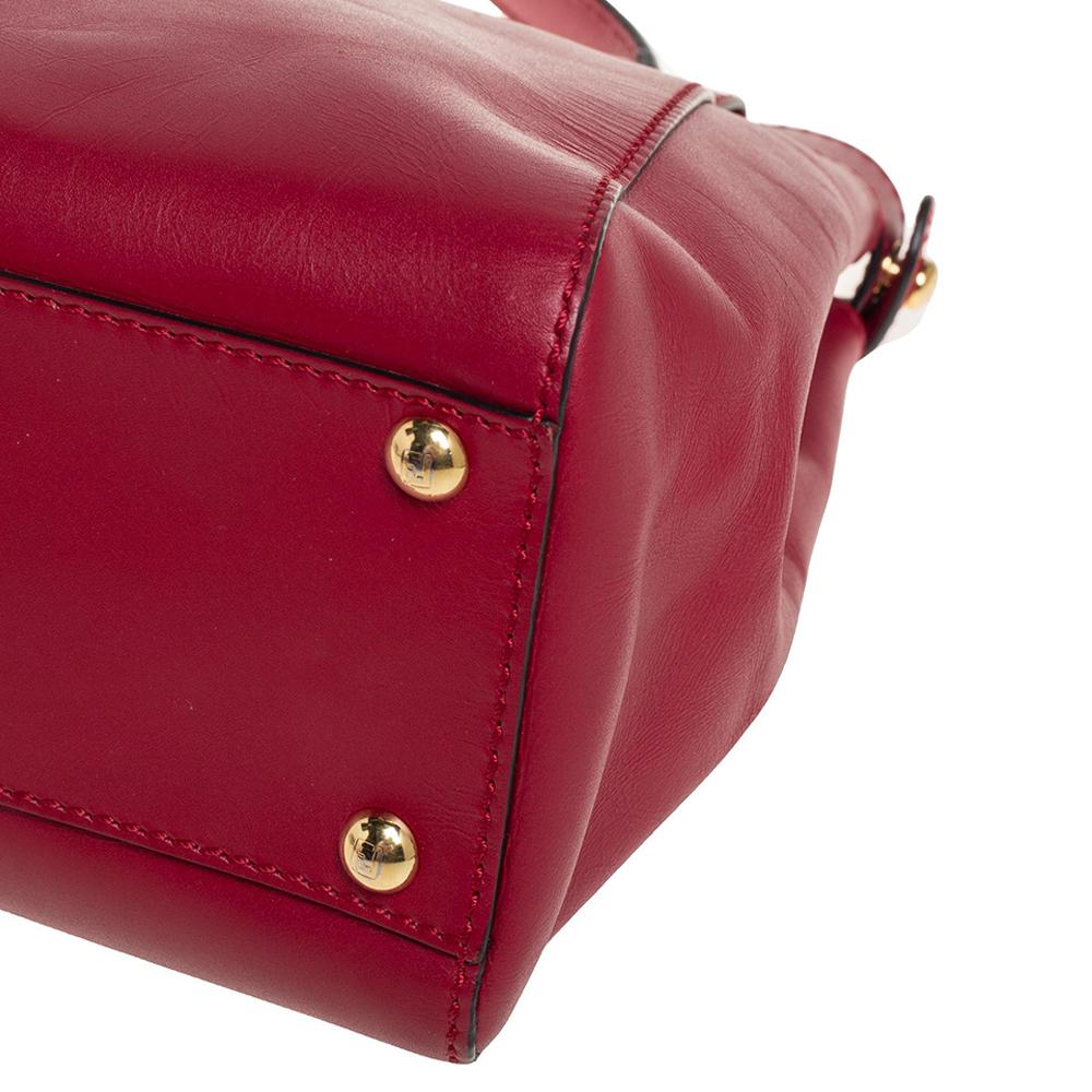 Women's Fendi Red Leather Medium Peekaboo Top Handle Bag