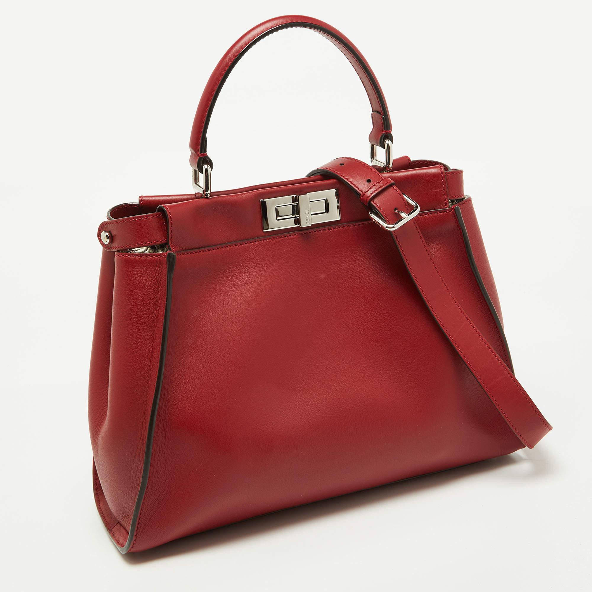 Fendi Red Leather Regular PeekabooTop Handle Bag In Excellent Condition For Sale In Dubai, Al Qouz 2