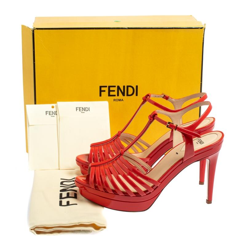 Fendi Red Patent Leather Favorite T-Strap Platform Sandals Size 39 3