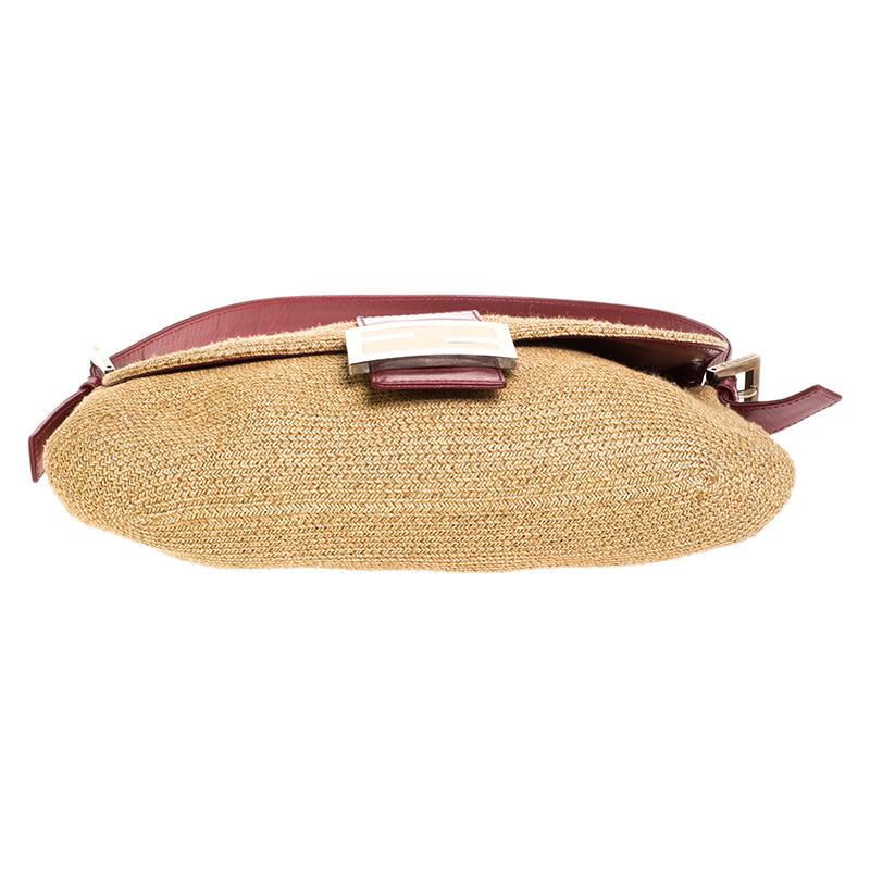 Women's Fendi Red Raffia Small Baguette