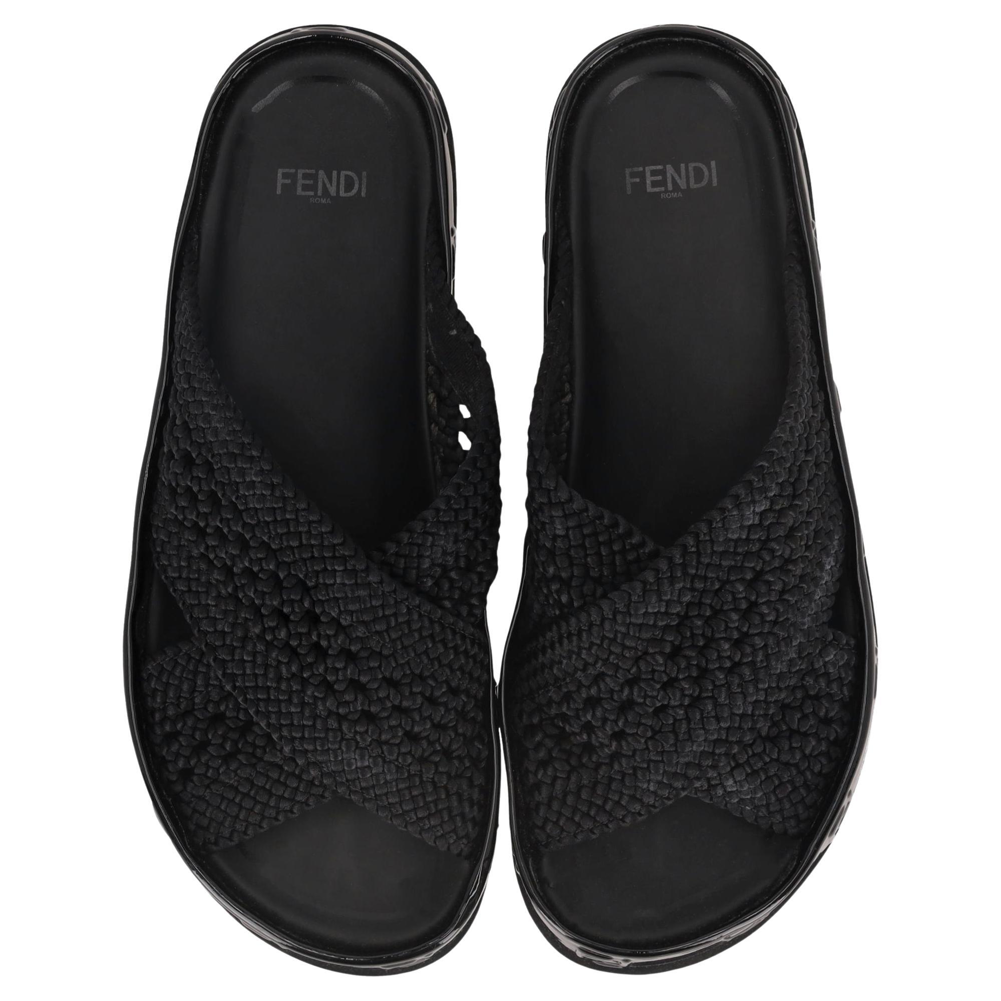 Fendi Reflections 
FF
 Logo Slides en venta