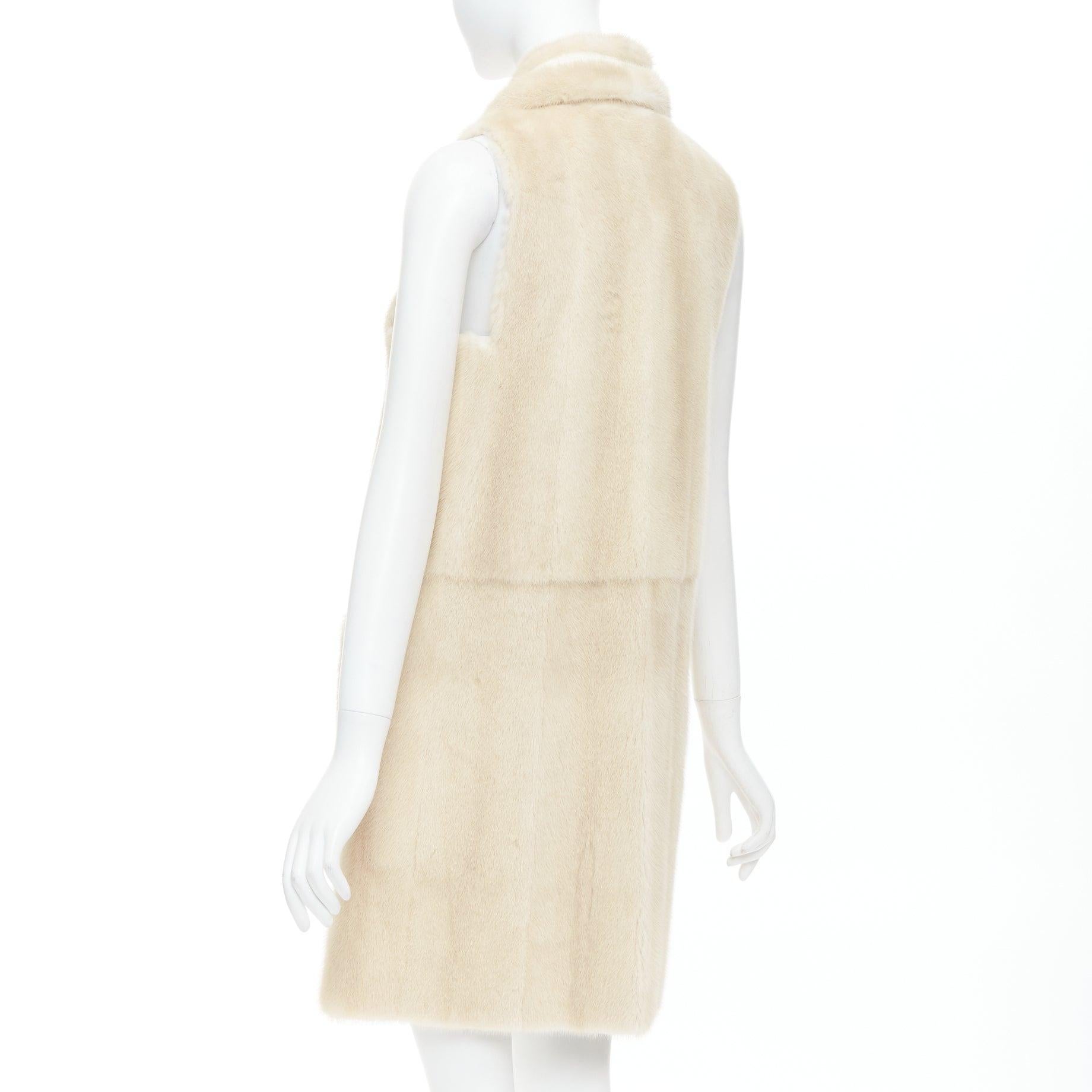 Fendi Gilet reversibile in pelliccia beige champagne oro pelle metallizzata IT36 XXS in vendita 2