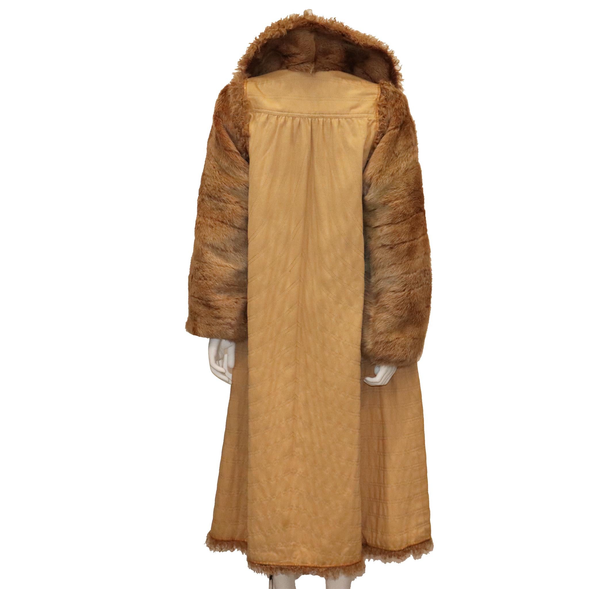 Fendi Reversible Two Piece Marmot and curly Lamb Coat In Excellent Condition For Sale In Los Angeles, CA