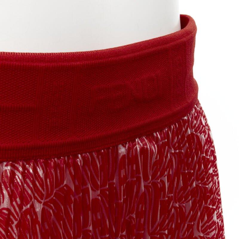 FENDI Roma Amor red graphic print pleated polyester plisse skirt IT42 M
Reference: KNLM/A00185
Brand: Fendi
Collection: Roma Amor
Material: Polyester
Color: Red
Pattern: Graphic
Closure: Zip
Lining:  Cupro
Extra Details: Fendi logo embossed on