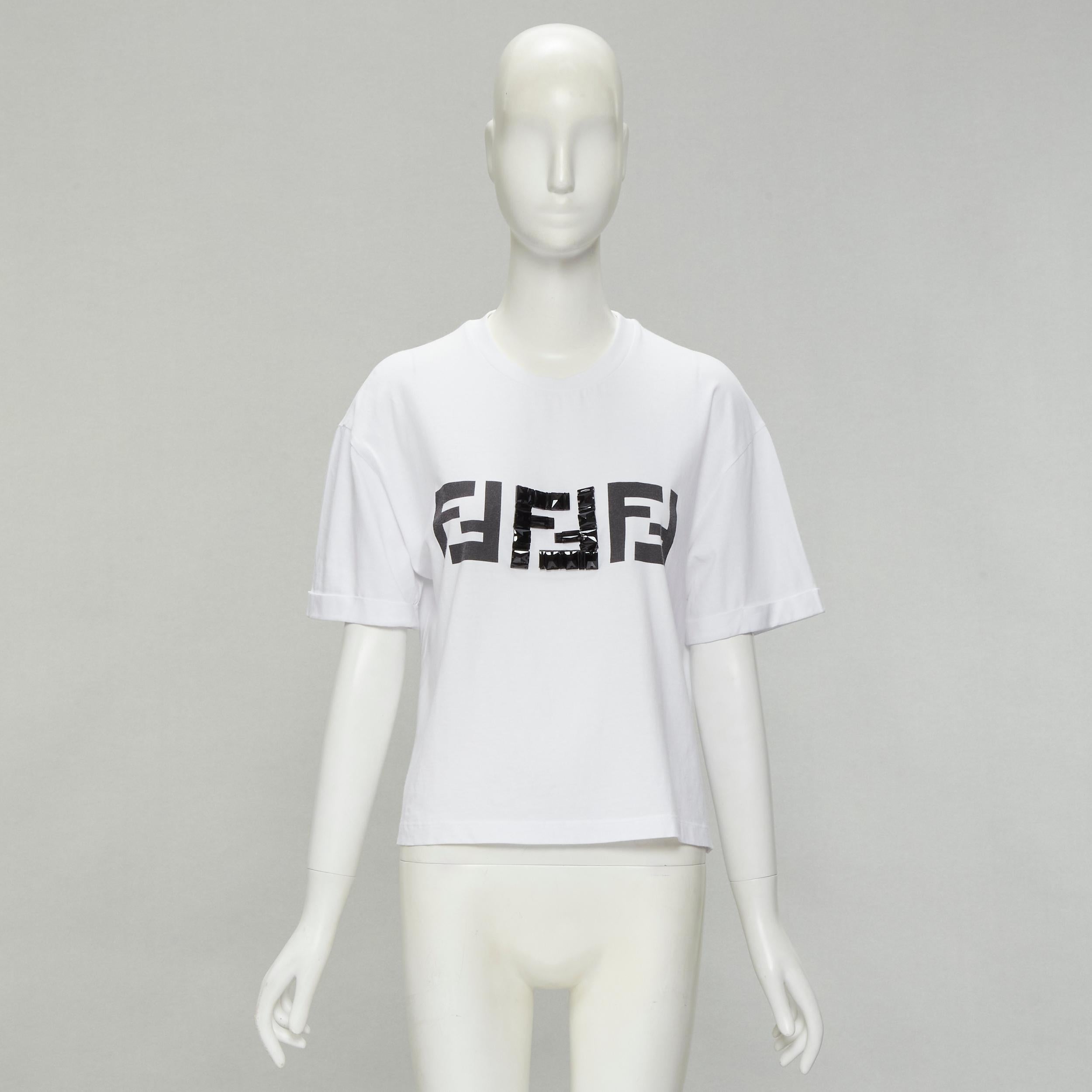 FENDI ROMA Schwarzes, perlenbesetztes FF Zucca-Logo-Weißes Tshirt S im Angebot 5