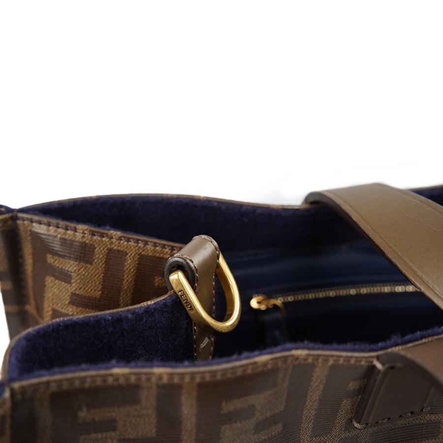 Women's or Men's FENDI ROMA Carrier Bag Monogram Canvas For Sale