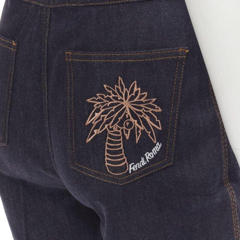 FENDI ROMA palm tree embroidered pocket dark blue denim shorts S
Reference: ANWU/A00829
Brand: Fendi
Material: Feels like cotton
Color: Blue
Pattern: Solid
Closure: Zip
Extra Details: Circle F button. Zip fly. 4-pocket design.

CONDITION:
Condition: