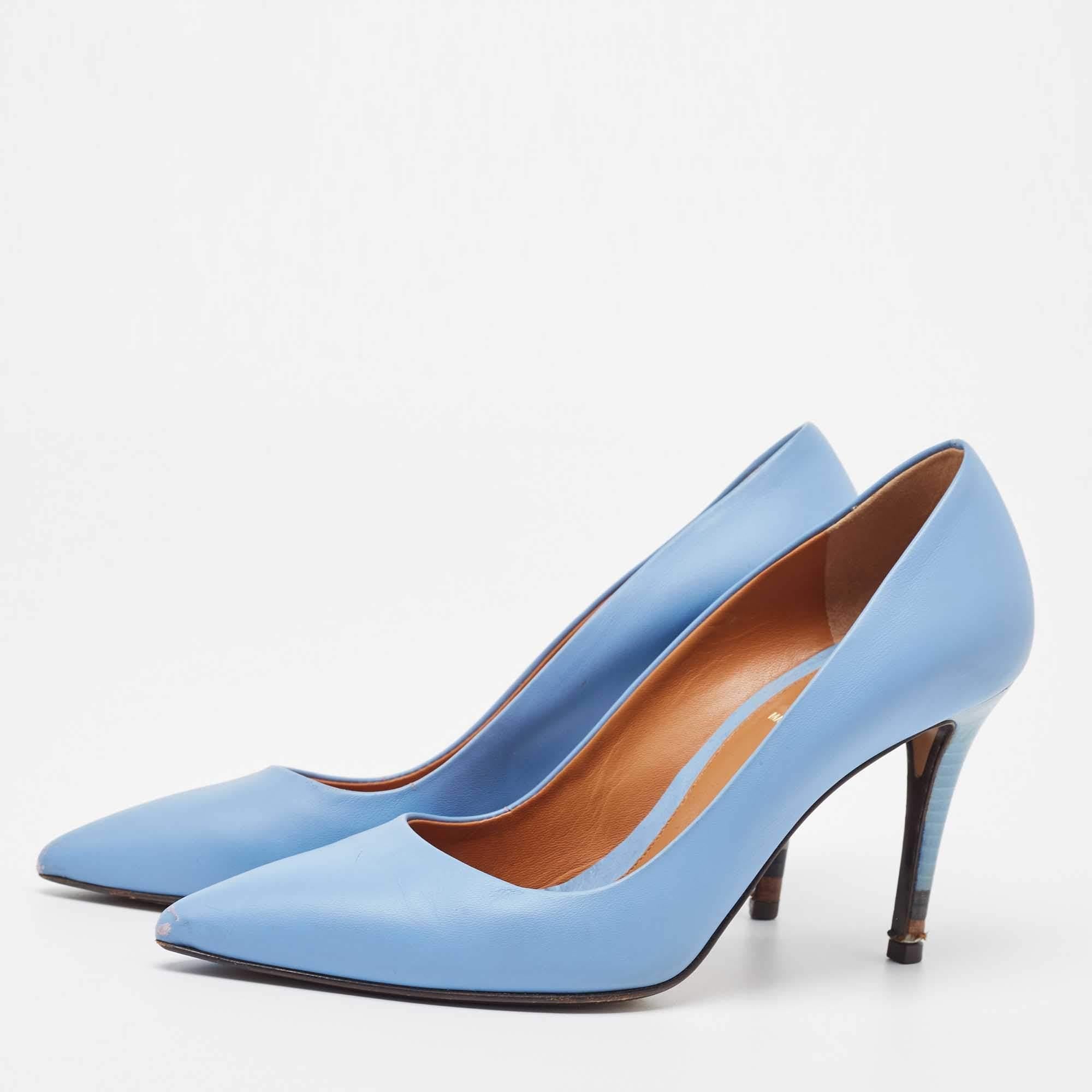 Women's Fendi Royal Blue Leather Pointed Toe Pumps Size 37