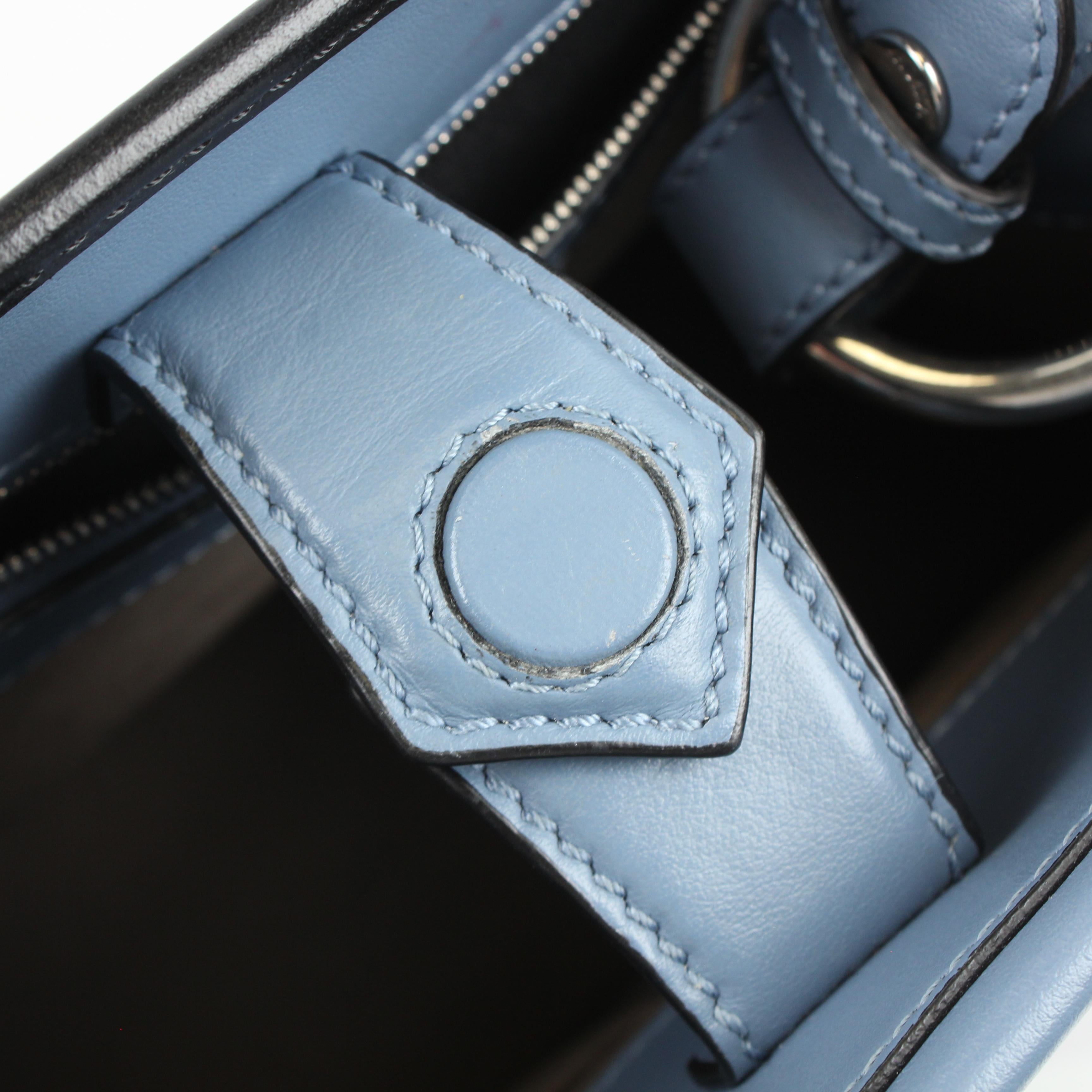 Fendi Runaway Handbag in Leather 1