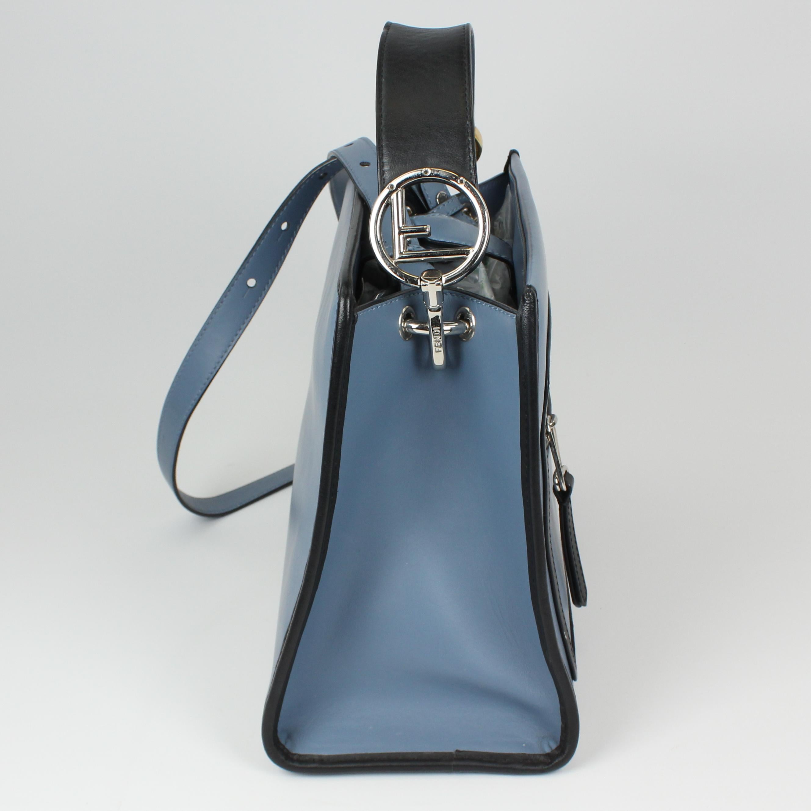 Fendi Runaway Handbag in Leather 3