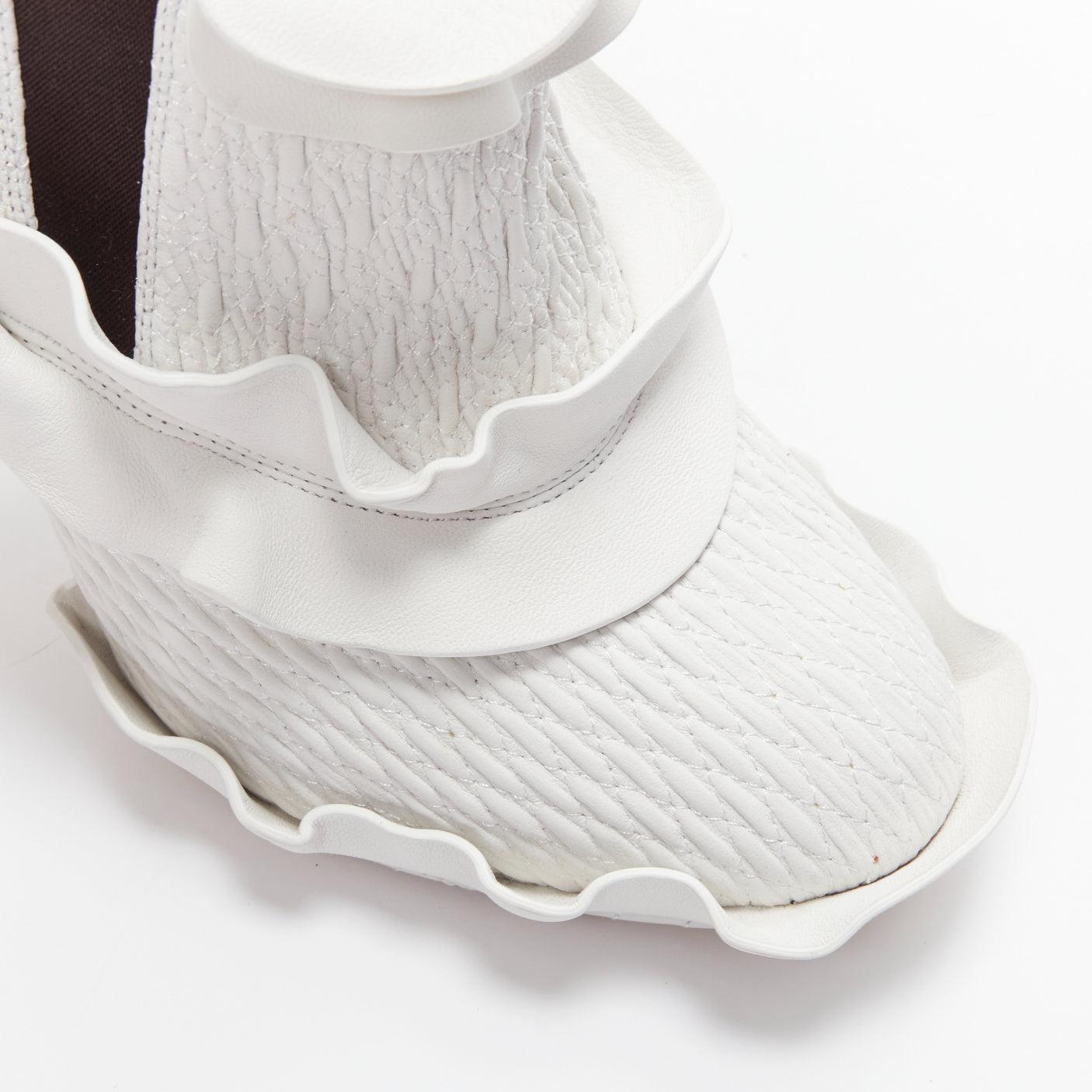 FENDI Runway white textured leather ruffle tiered cone heels booties EU38 3