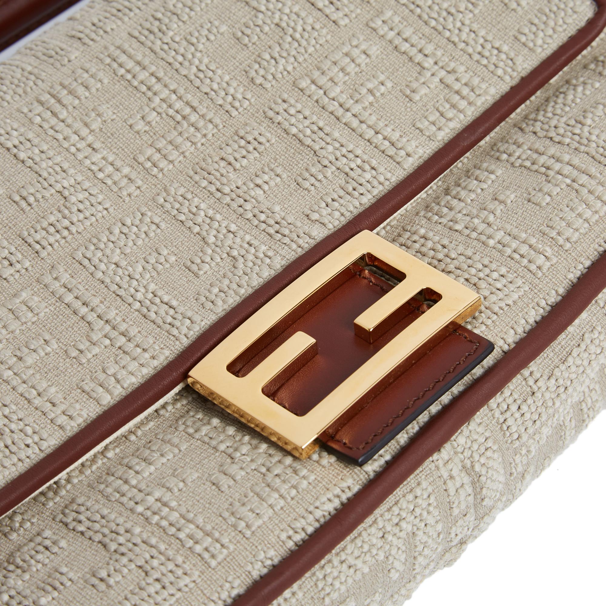 Fendi Sac Baguette Medium Canvas and Leather Shoulder Bag with 2 straps New For Sale 1