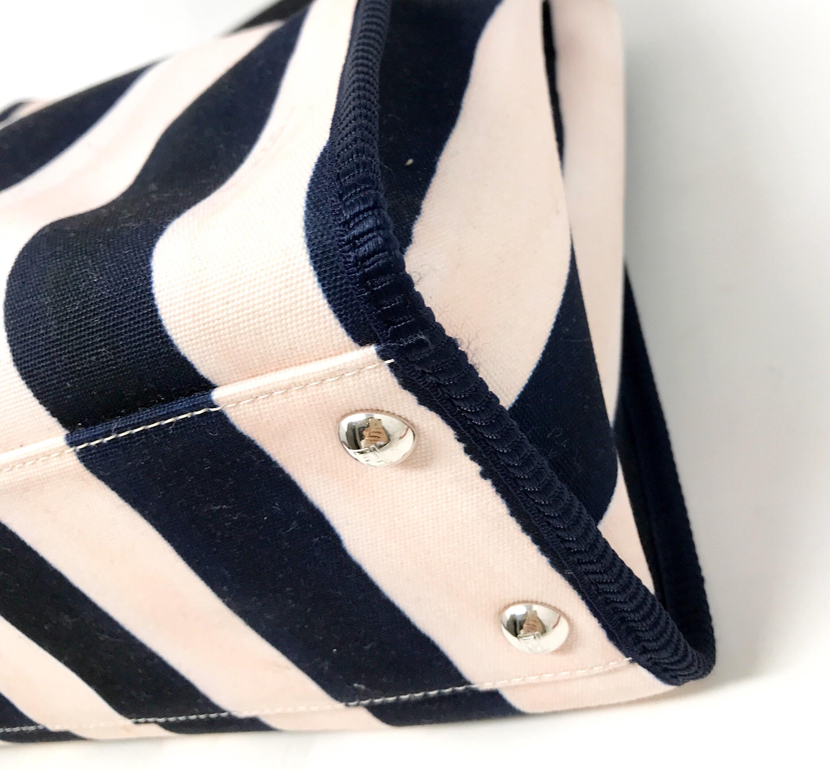 Fendi Sac Peekaboo stripes, Blue Pink.  In Excellent Condition For Sale In Milan, IT