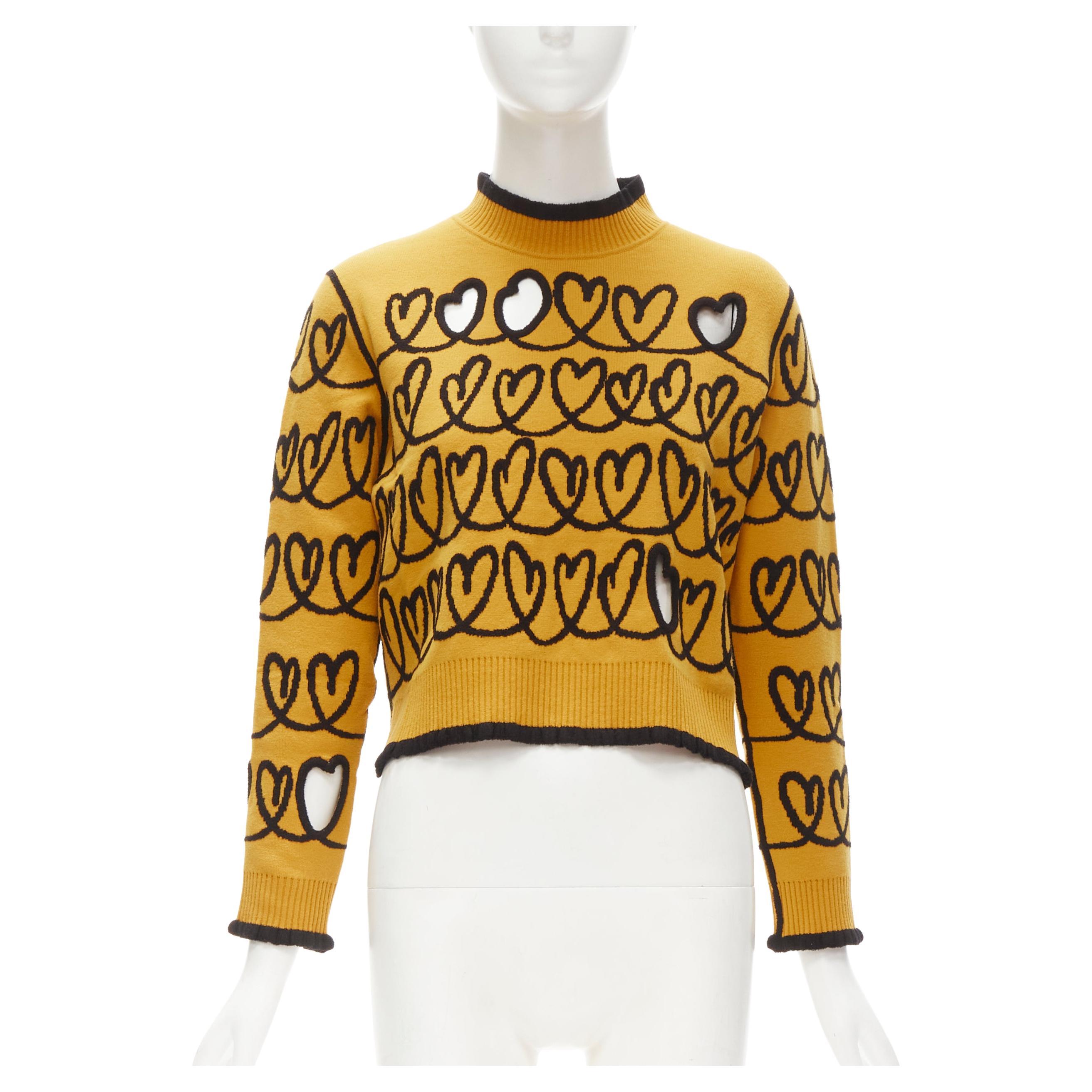 FENDI Scribble Heart cut out yellow black knit cropped pullover sweater S For Sale