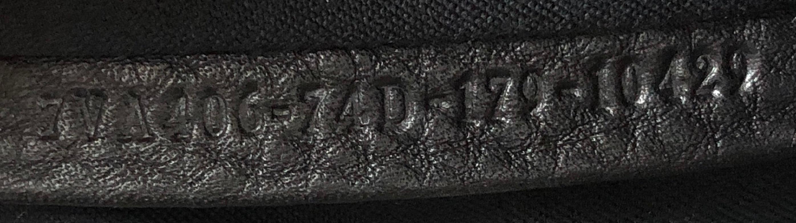 Fendi Selleria Peekaboo Fit Bag Leather Regular Black 2