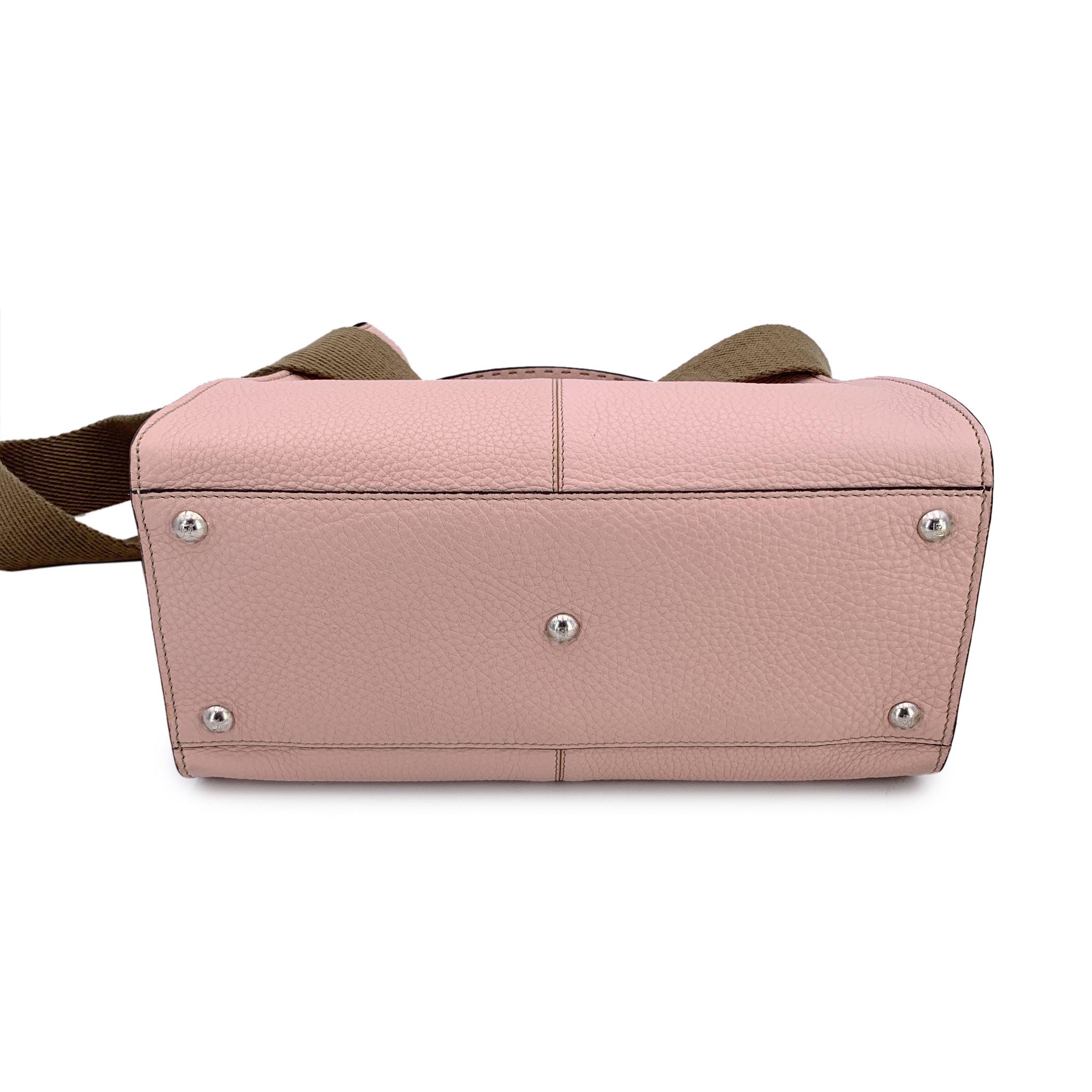 Fendi Selleria Pink Leather Peekaboo X-Lite Medium Top Handle Bag In Excellent Condition For Sale In Rome, Rome