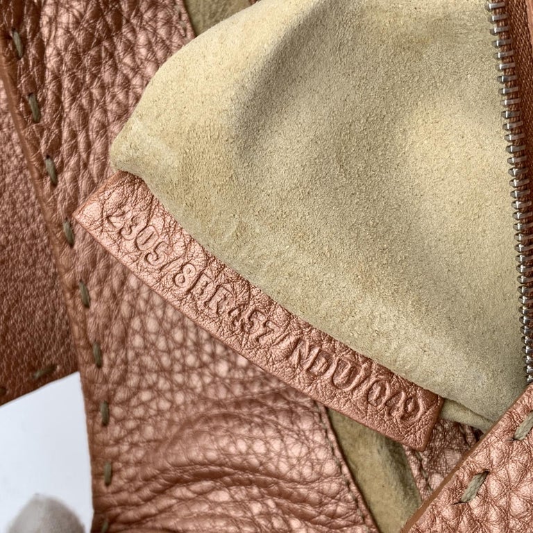 Fendi Selleria Pink Metallic Leather Sporty Hobo Shoulder Bag For Sale