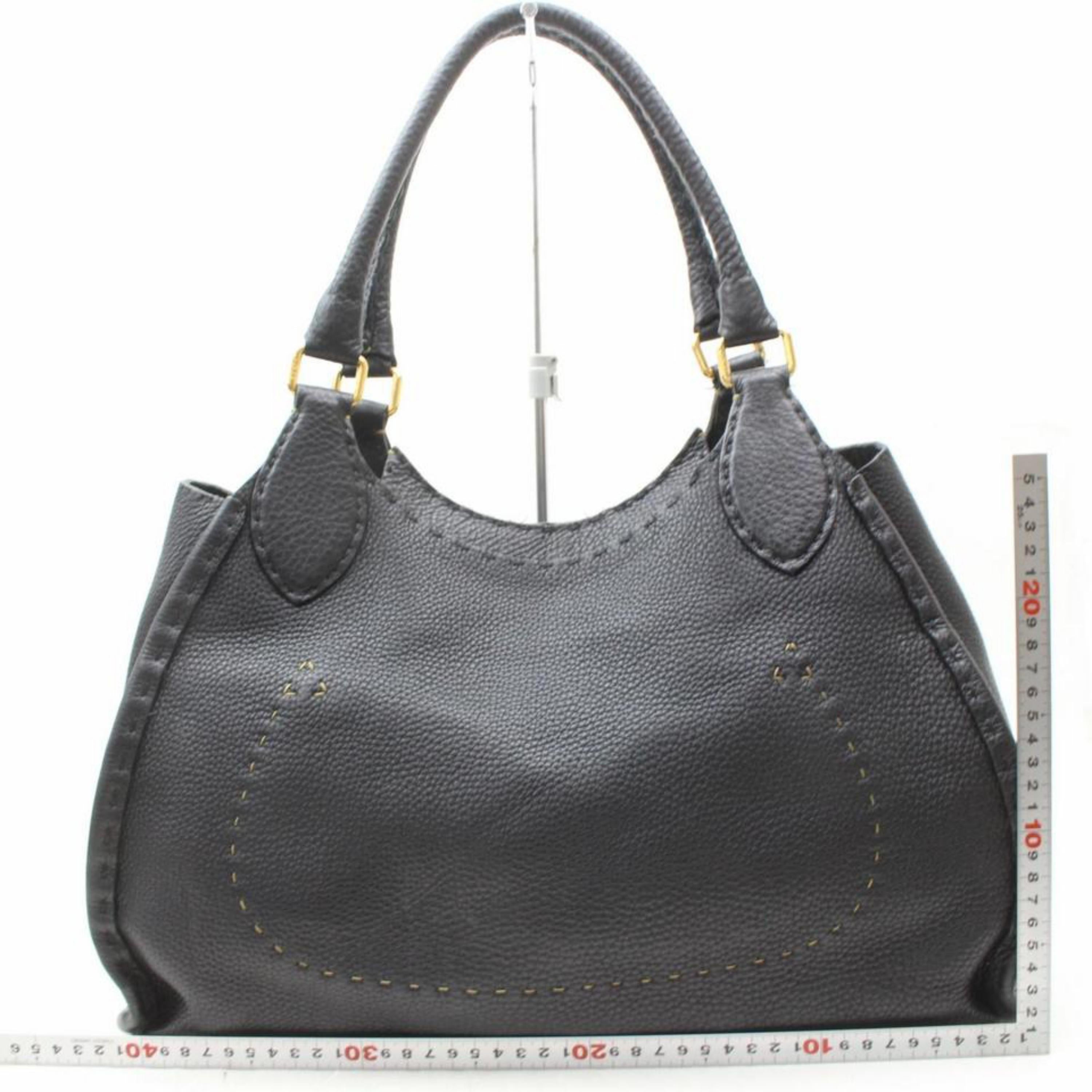 Women's Fendi Selleria Turnlock 869639 Black Leather Shoulder Bag For Sale