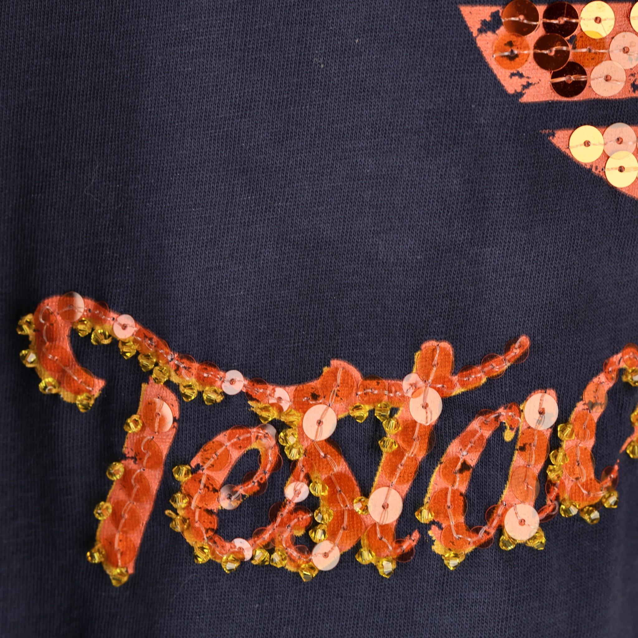 Top con logo in cotone con patch di paillettes Fendi in vendita 3