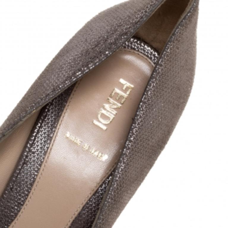 Fendi Silver/Grey Textured Suede Leather Deco Bow Platform Pumps Size 38.5 For Sale 1