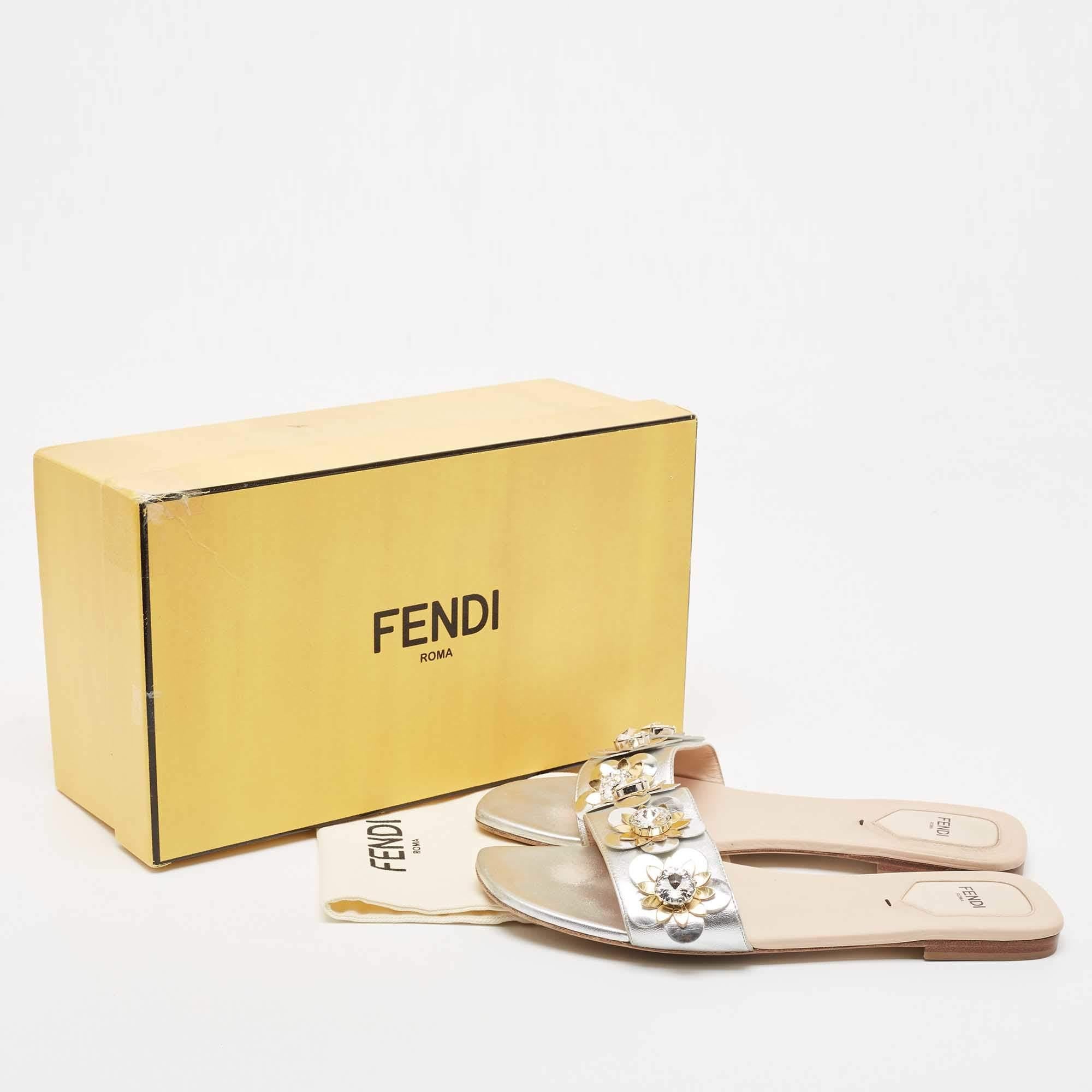 Fendi Silver Leather Flowerland Flat Slides Size 40.5 5