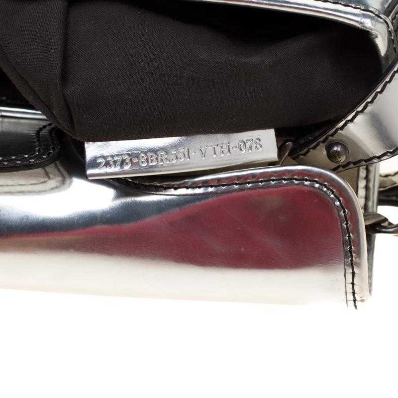 Fendi Silver Patent Leather B Bis Shoulder Bag In Good Condition In Dubai, Al Qouz 2