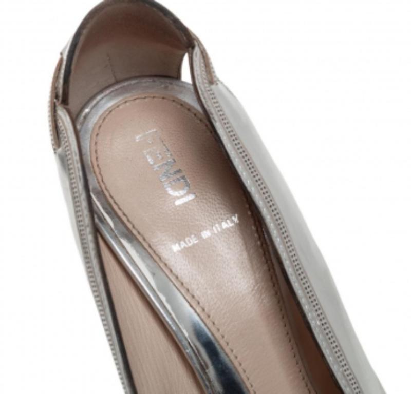 Fendi Silver Patent Leather Peep Toe  Pumps Size 38.5 For Sale 2