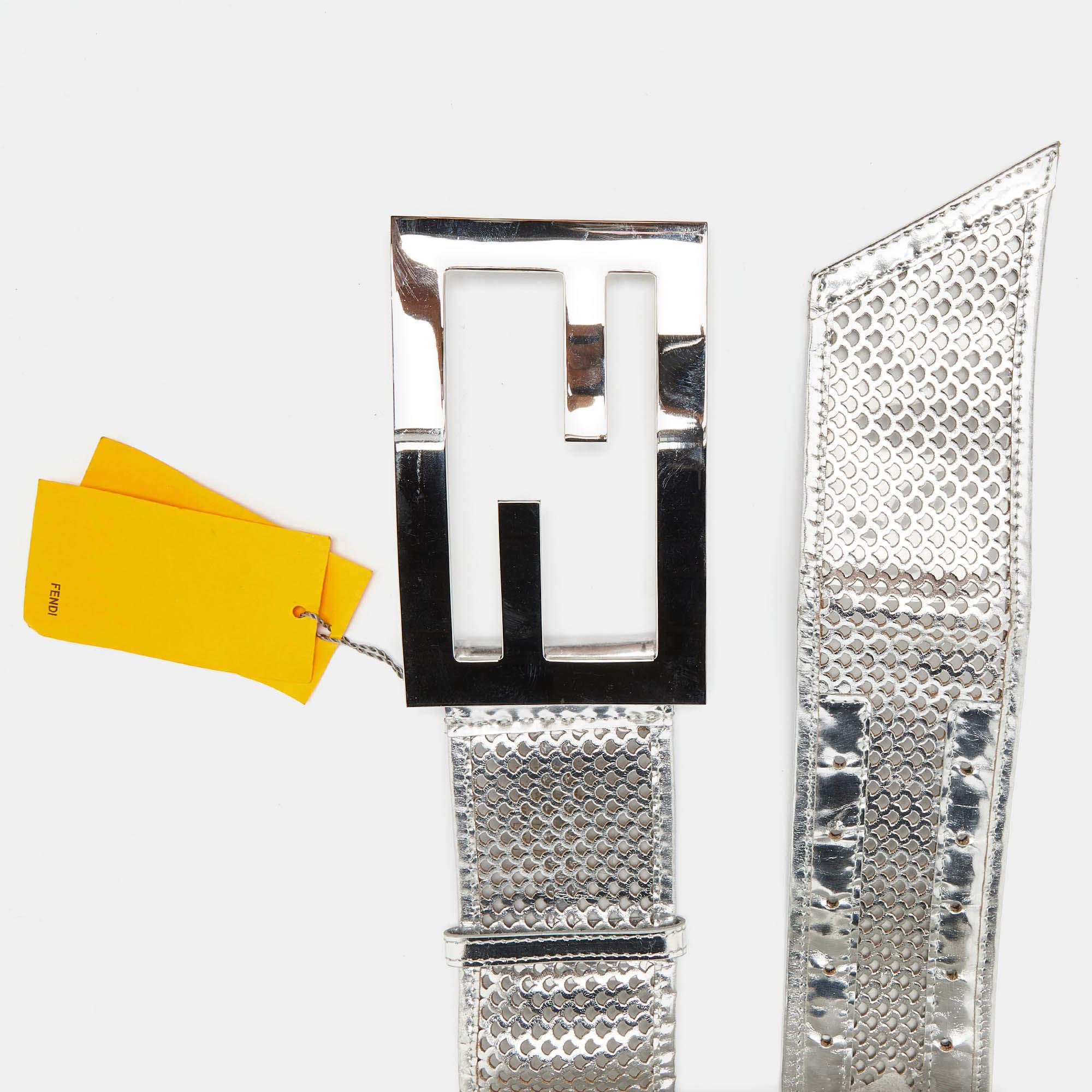 Fendi Silver Perforated Patent Leather FF Buckle Wide Belt 85CM In Good Condition In Dubai, Al Qouz 2