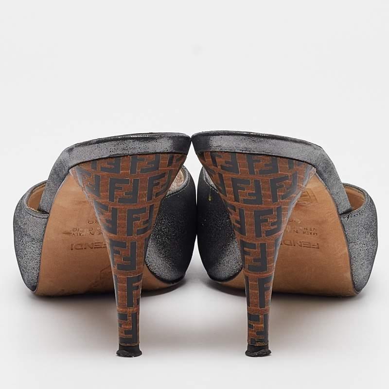 Fendi Silver Suede Slide Sandals Size 39 For Sale 1